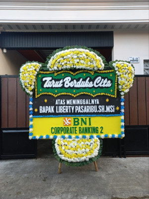 Papan Bunga Duka di Kutambaru